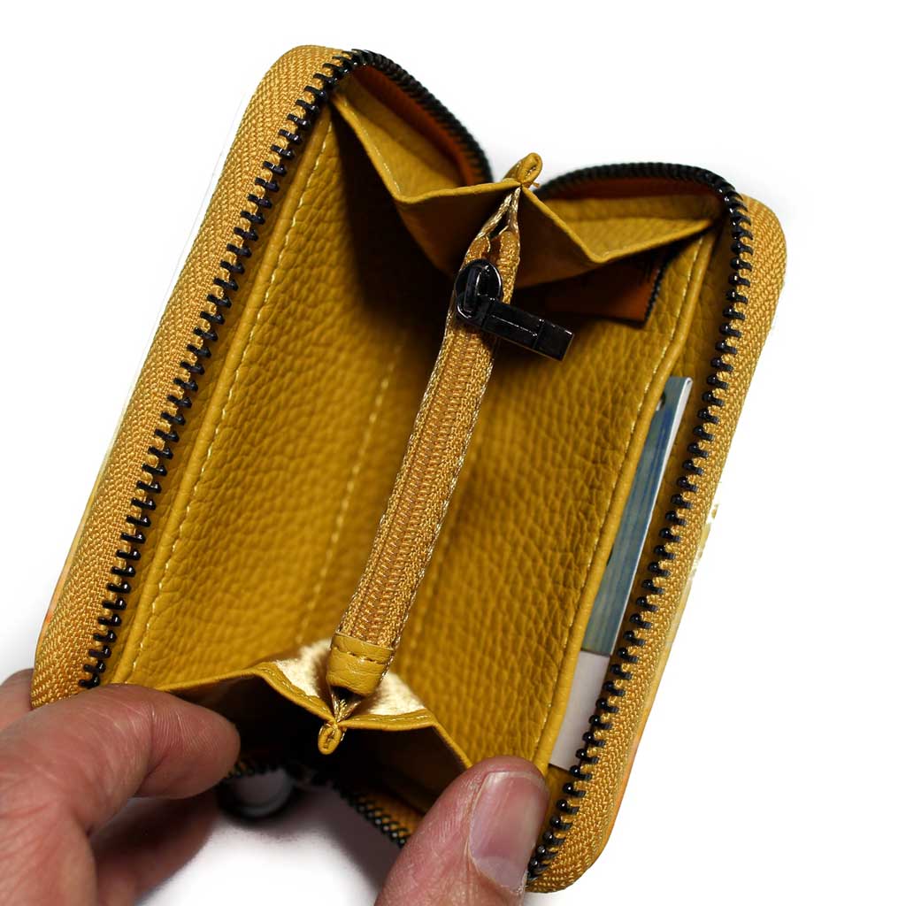 &#39;Not Forgotten&#39; Coin Wallet